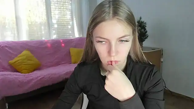 HitGyrl online show from February 2026 02:28:01 AM