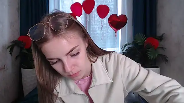 HitGyrl online show from February 2026 08:22:02 AM