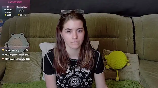 ElzaBlis online show from January 2026 07:11:01 PM