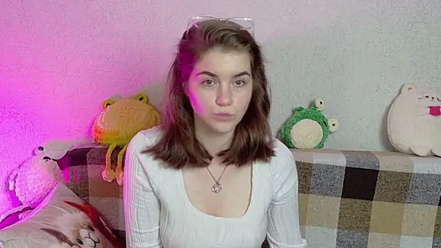 ElzaBlis online show from June 2026 01:10:01 PM