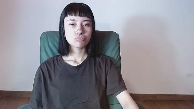 Snapshot of _mavis2 chatting on October 2025 07:54:01 PM mavis2 online show from October 2025 07:54:01 PM