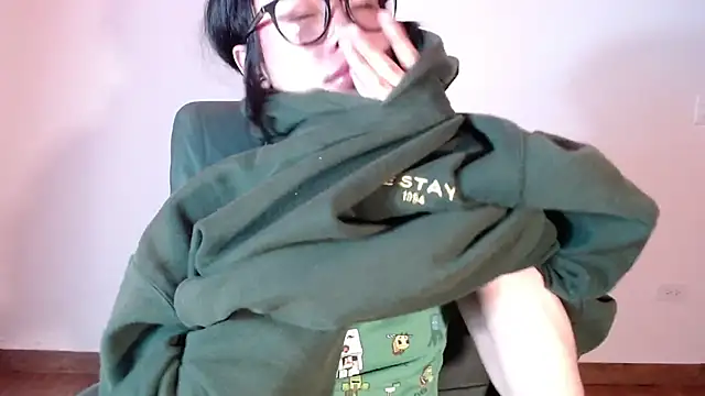 Snapshot of _mavis2 chatting on October 2025 08:17:02 PM mavis2 online show from October 2025 08:17:02 PM