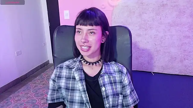 Snapshot of _mavis2 chatting on October 2025 08:09:02 PM mavis2 online show from October 2025 08:09:02 PM