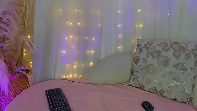 arianna cox   online show from October 2025 08:08:02 PM