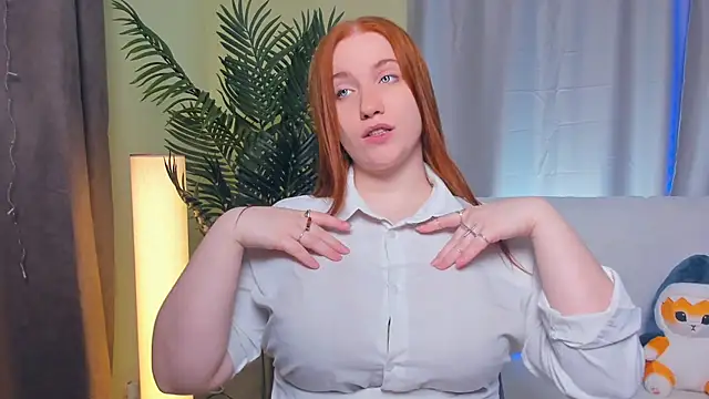 Snapshot of EthalCarlsqq chatting on September 2025 07:32:01 AM EthalCarlsqq online show from September 2025 07:32:01 AM