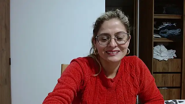 Snapshot of linda-mature43 chatting on October 2025 11:57:02 PM linda-mature43 online show from October 2025 11:57:02 PM