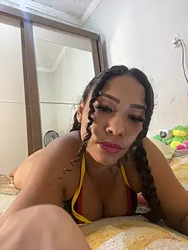 jhennyfer online show from November 2025 05:07:02 AM