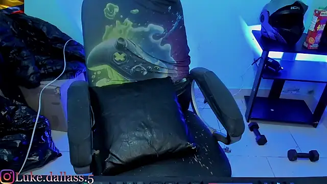 Snapshot of zeus_7777 chatting on March 2026 12:00:01 PM zeus 7777 online show from March 2026 12:00:01 PM