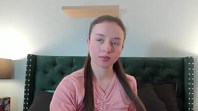 VioletaNova online show from June 2026 11:53:01 AM