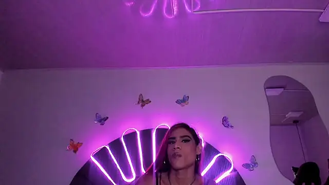 LissyAndrade online show from June 2026 04:12:02 AM
