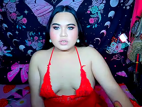 Snapshot of YourThicc_bella chatting on June 2026 02:21:02 PM YourThicc bella online show from June 2026 02:21:02 PM