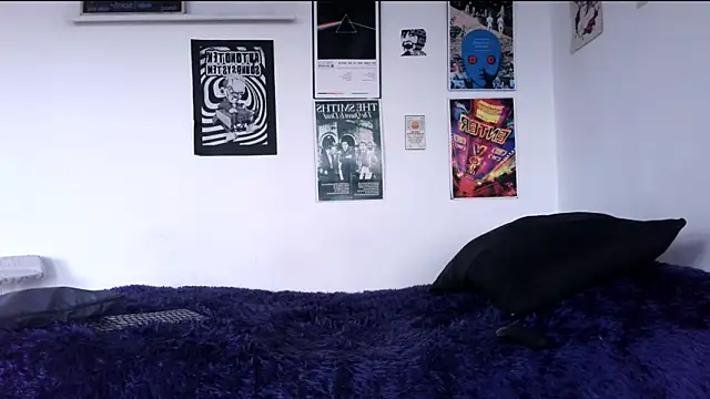 Snapshot of plutonbluemooon333 chatting on February 2026 07:45:01 PM plutonbluemooon333 online show from February 2026 07:45:01 PM