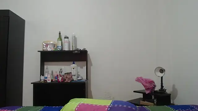 nathaly jones  online show from May 2026 02:45:01 PM