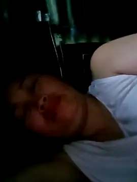 Snapshot of maple694 chatting on September 2025 11:21:01 PM maple694 online show from September 2025 11:21:01 PM