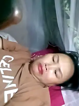 Snapshot of maple694 chatting on October 2025 12:15:02 PM maple694 online show from October 2025 12:15:02 PM