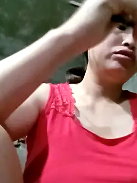 Snapshot of maple694 chatting on October 2025 11:46:02 AM maple694 online show from October 2025 11:46:02 AM