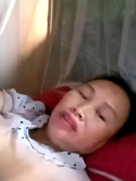 Snapshot of maple694 chatting on October 2025 02:01:02 AM maple694 online show from October 2025 02:01:02 AM