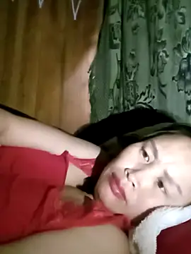 Snapshot of maple694 chatting on November 2025 12:32:01 AM maple694 online show from November 2025 12:32:01 AM