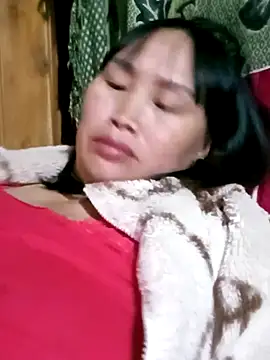 Snapshot of maple694 chatting on November 2025 01:34:02 PM maple694 online show from November 2025 01:34:02 PM