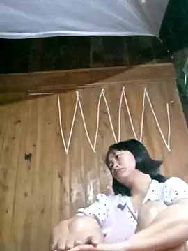 Snapshot of maple694 chatting on November 2025 01:04:01 AM maple694 online show from November 2025 01:04:01 AM