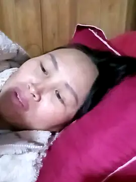 Snapshot of maple694 chatting on November 2025 11:47:01 AM maple694 online show from November 2025 11:47:01 AM