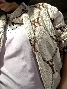 Snapshot of maple694 chatting on November 2025 02:55:02 AM maple694 online show from November 2025 02:55:02 AM