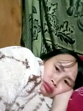 Snapshot of maple694 chatting on December 2025 12:43:01 PM maple694 online show from December 2025 12:43:01 PM