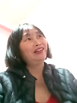 Snapshot of maple694 chatting on December 2025 01:15:01 PM maple694 online show from December 2025 01:15:01 PM