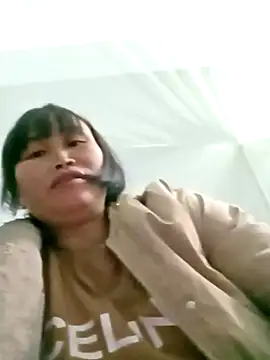 Snapshot of maple694 chatting on December 2025 01:39:02 PM maple694 online show from December 2025 01:39:02 PM