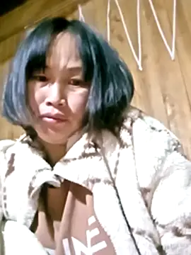 Snapshot of maple694 chatting on December 2025 09:00:01 PM maple694 online show from December 2025 09:00:01 PM