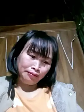 maple694 online show from January 2026 11:03:02 AM