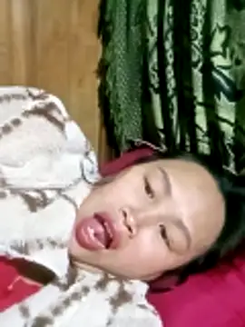 maple694 online show from February 2026 12:04:02 PM