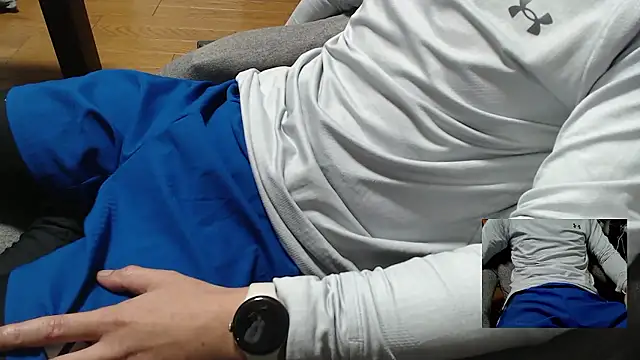 Yasu2000 online show from December 2025 01:56:02 AM