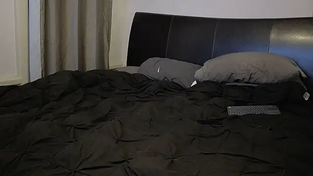 Snapshot of pantyhoselover54 chatting on November 2025 12:33:01 AM pantyhoselover54 online show from November 2025 12:33:01 AM