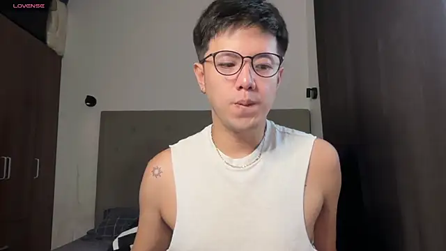 Addictiveboi online show from May 2026 02:17:01 AM
