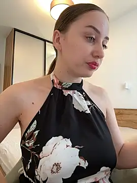 Snapshot of Maribelle_Vinnie chatting on April 2026 03:16:01 PM Maribelle Vinnie online show from April 2026 03:16:01 PM