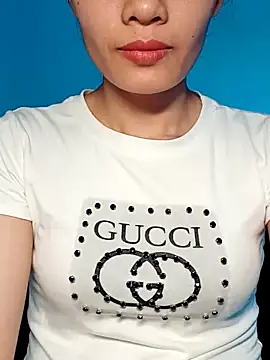 Snapshot of Hinna_x chatting on October 2025 05:06:02 AM Hinna x online show from October 2025 05:06:02 AM