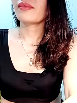 Hinna x online show from April 2026 01:53:02 PM