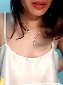 Hinna x online show from May 2026 10:18:02 PM