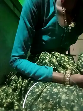 Snapshot of kajalbhabhi44 chatting on October 2025 06:03:01 PM kajalbhabhi44 online show from October 2025 06:03:01 PM