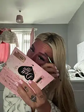 EllieMaeBaby online show from February 2026 11:47:02 AM