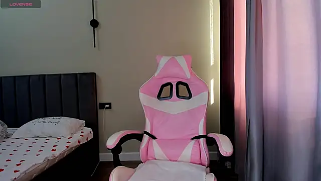 Snapshot of obokozu_mai chatting on October 2025 04:11:01 AM obokozu mai online show from October 2025 04:11:01 AM