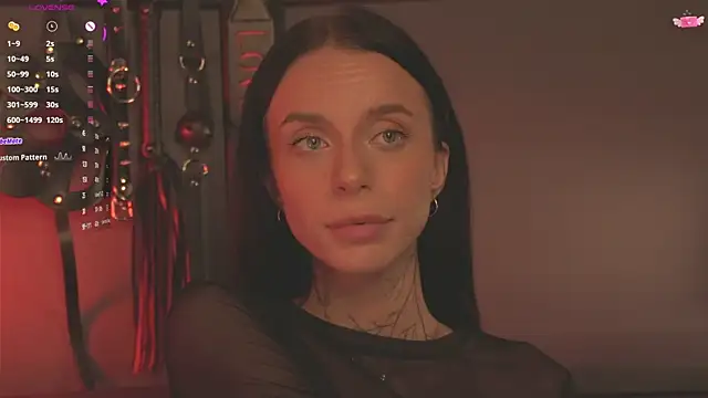 Snapshot of livia_starwars chatting on September 2025 03:35:01 PM livia starwars online show from September 2025 03:35:01 PM