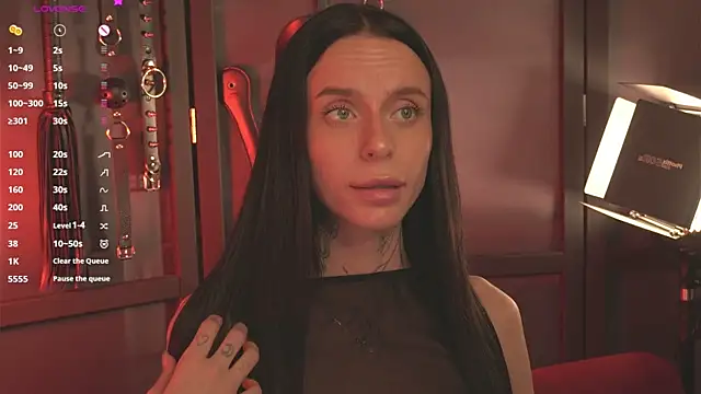 Snapshot of livia_starwars chatting on October 2025 09:23:01 PM livia starwars online show from October 2025 09:23:01 PM