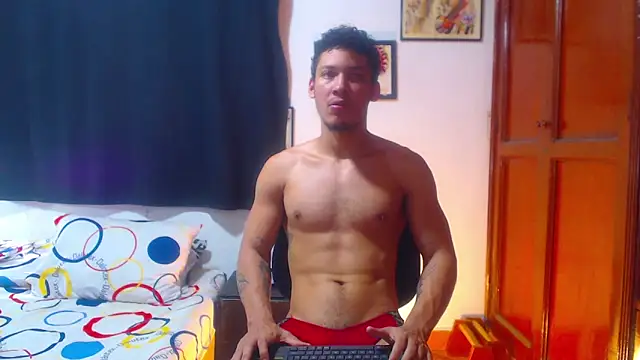 RuiMaddoox online show from October 2025 05:08:01 PM