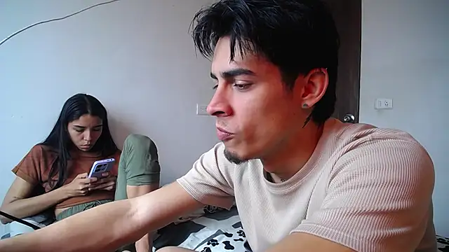 Candy Grey28 online show from October 2025 01:42:02 PM