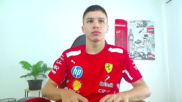 Cumandres18 online show from November 2025 02:06:02 PM