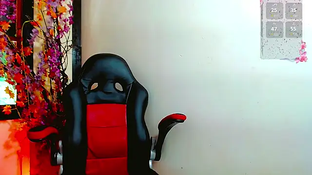 Snapshot of Madison_Mujica chatting on September 2025 11:11:01 AM Madison Mujica online show from September 2025 11:11:01 AM