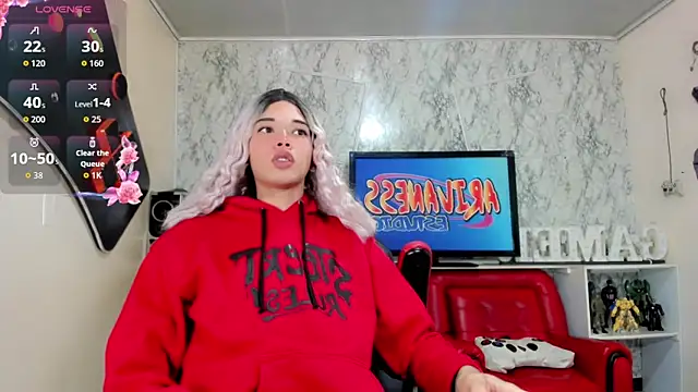 Snapshot of Madison_Mujica chatting on October 2025 11:19:01 AM Madison Mujica online show from October 2025 11:19:01 AM