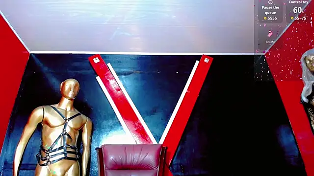 Madison Mujica online show from November 2025 11:22:01 AM